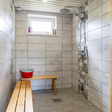 בית נופש Cosy Family With Sauna And Garden