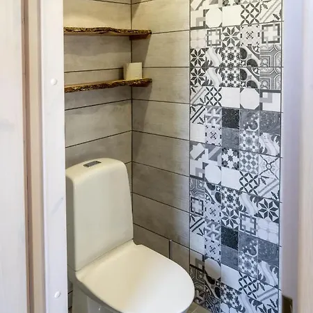 בית נופש Cosy Family With Sauna And Garden קורסארה