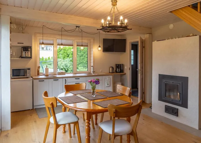 Cosy Family With Sauna And Garden Kuressaare